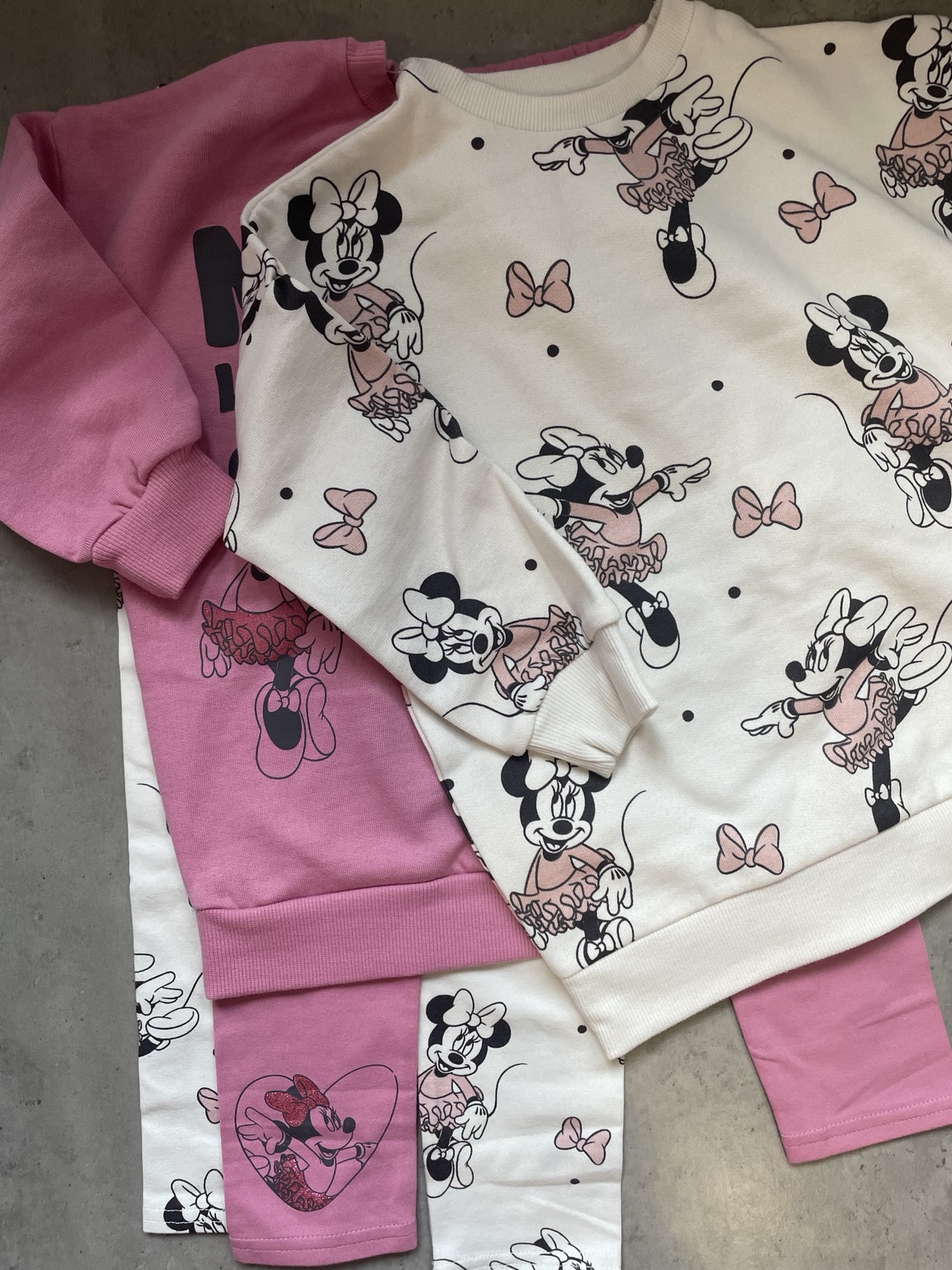 Dwupak zestawów z Myszką Minnie Disney, rozmiar 3–4 lata